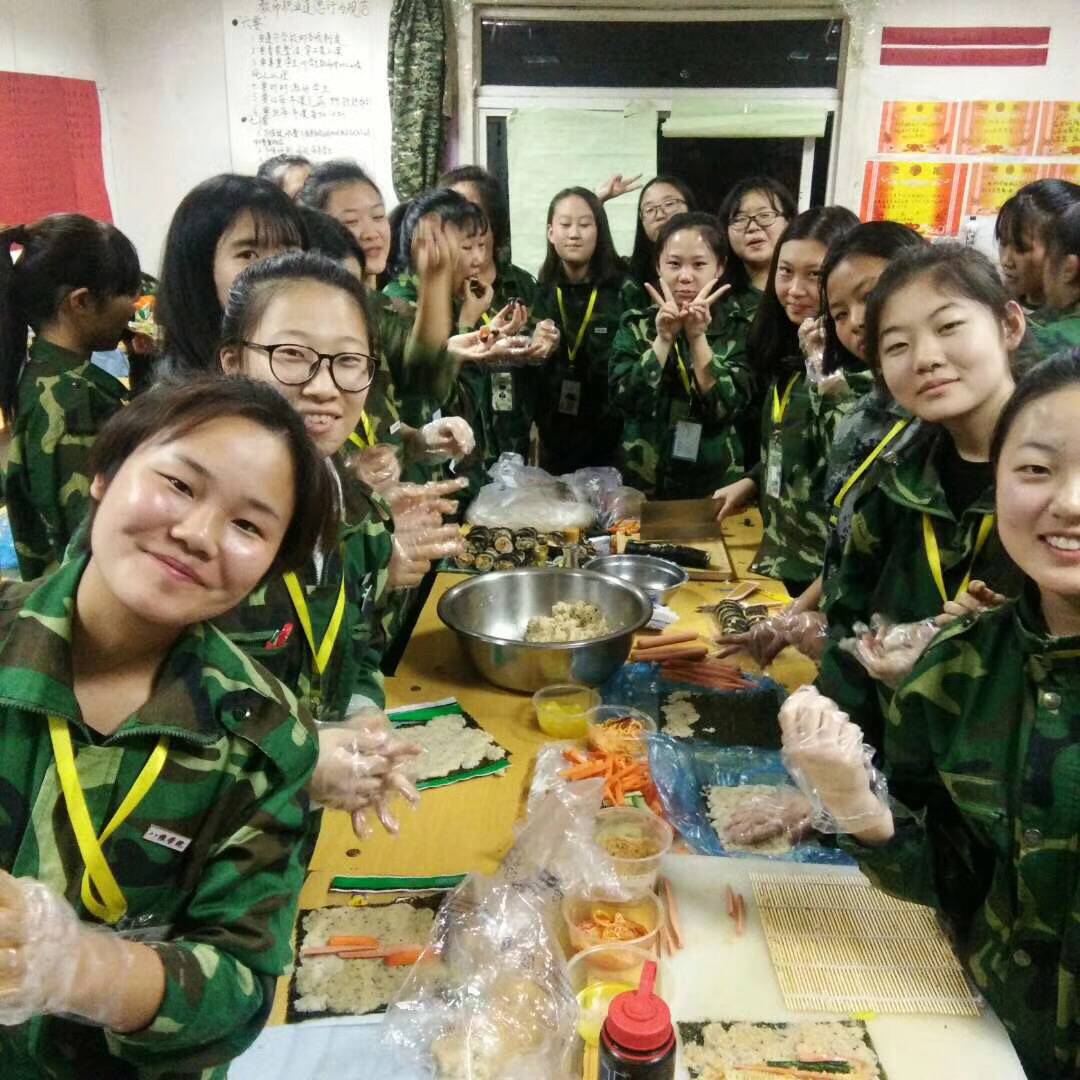 關(guān)于校園生活，你最快樂的記憶有哪些？