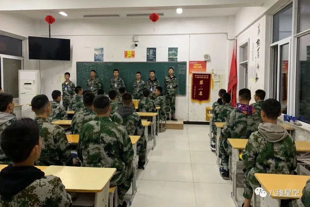 關(guān)于校園生活，你最快樂的記憶有哪些？